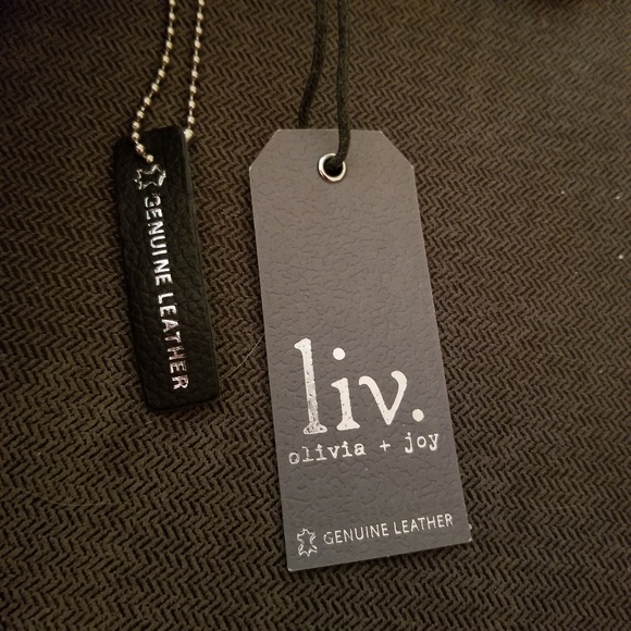 Liv by Olivia and Joy Khrom Collection Crossbody - Picture 2 of 7